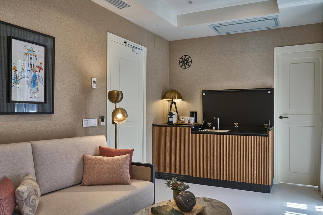 Vincci Molviedro Suites Apartments Севиля Екстериор снимка