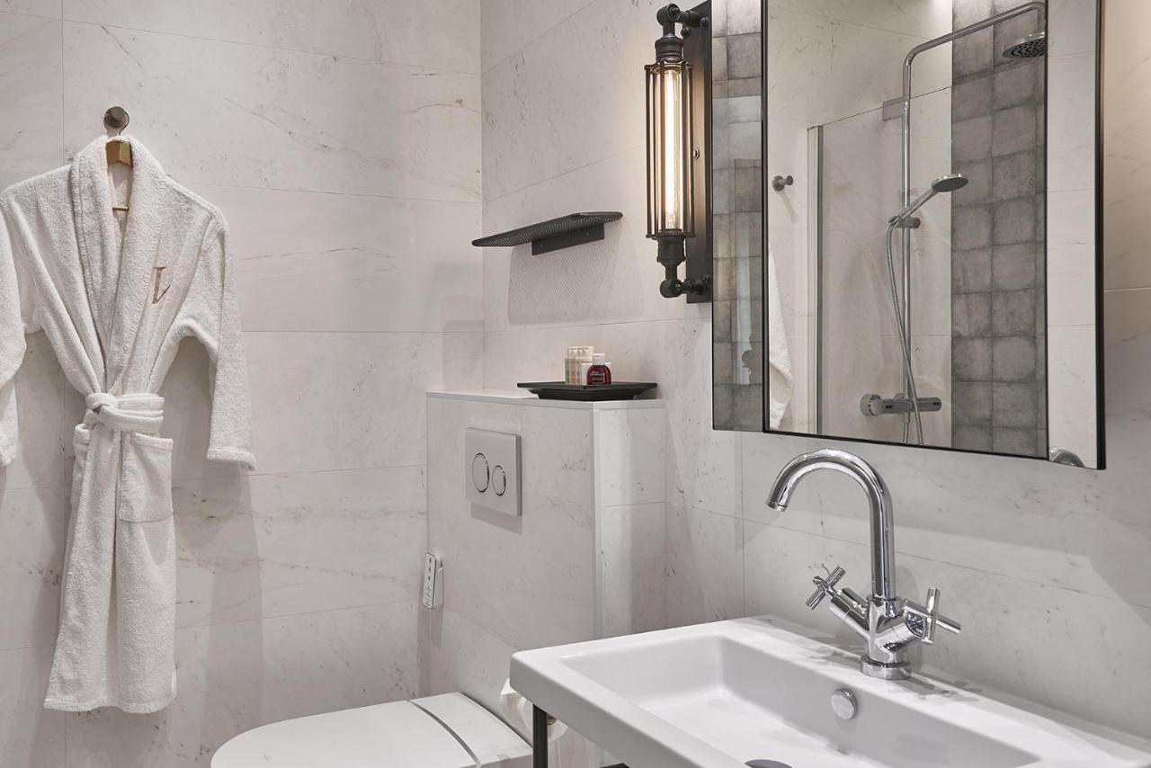 Vincci Molviedro Suites Apartments Севиля Екстериор снимка