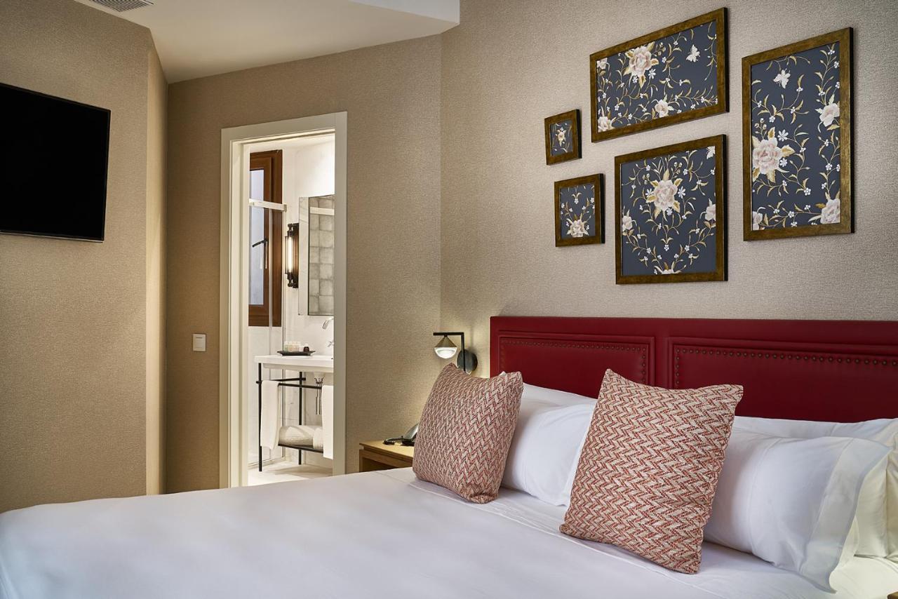 Vincci Molviedro Suites Apartments Севиля Екстериор снимка