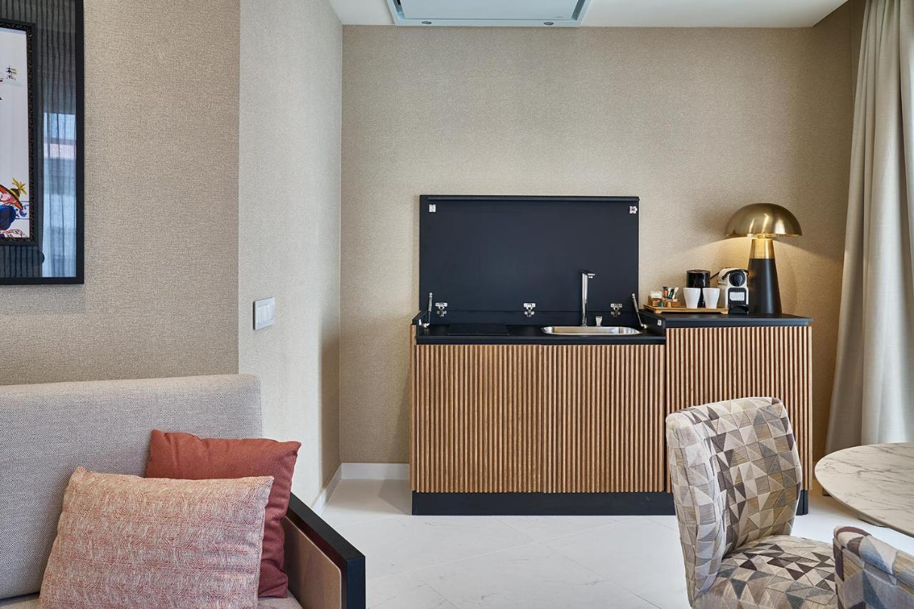 Vincci Molviedro Suites Apartments Севиля Екстериор снимка