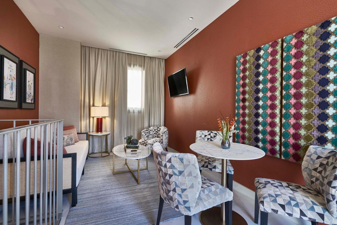 Vincci Molviedro Suites Apartments Севиля Екстериор снимка